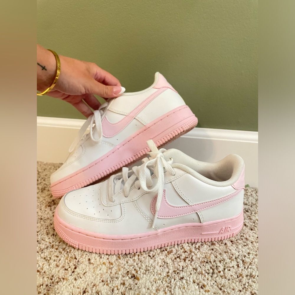 Pink air forces